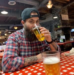 Meet your Posher, Jonathan